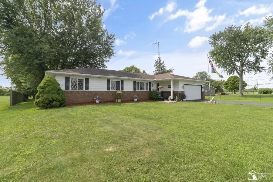 1255 Sterns RD, Erie, MI 48133 - #2