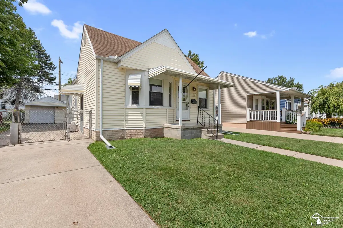 2128 Electric ST, Wyandotte, MI 48192 - #1