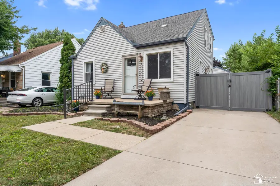 14896 Euclid AVE, Allen Park, MI 48101 - #2