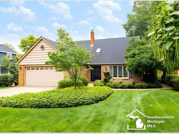 7773 Church, GrosseIle, MI 48138