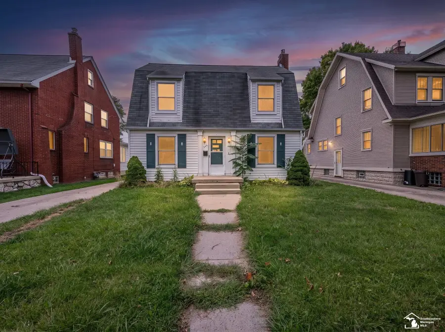 444 Borgess AVE, Monroe, MI 48162 - #2