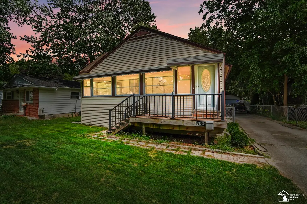 29305 Van Riper ST, Flat Rock, MI 48134 - #1