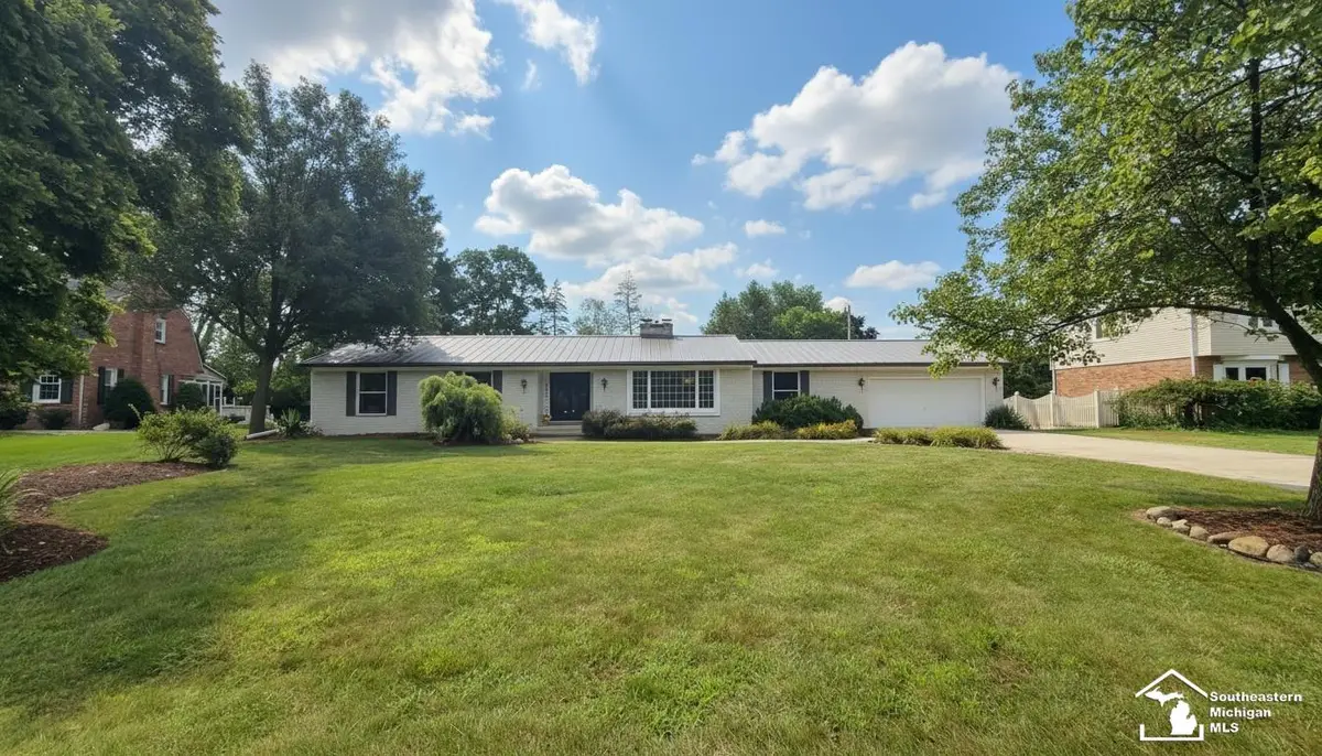 5432 Brookshire DR, Monroe, MI 48161 - #1