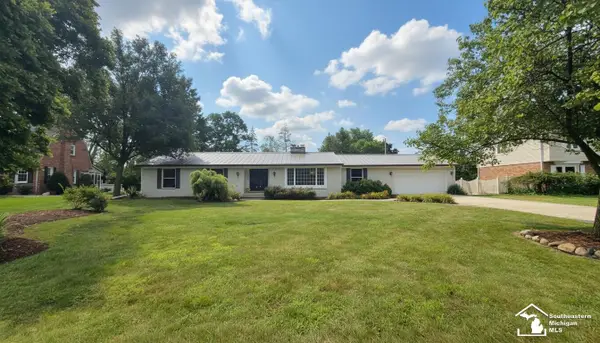5432 Brookshire DR, Monroe, MI 48161