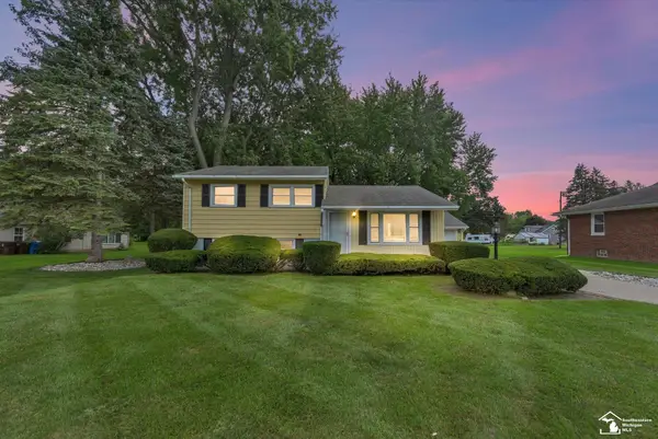 1960 Vivian RD, Monroe, MI 48162