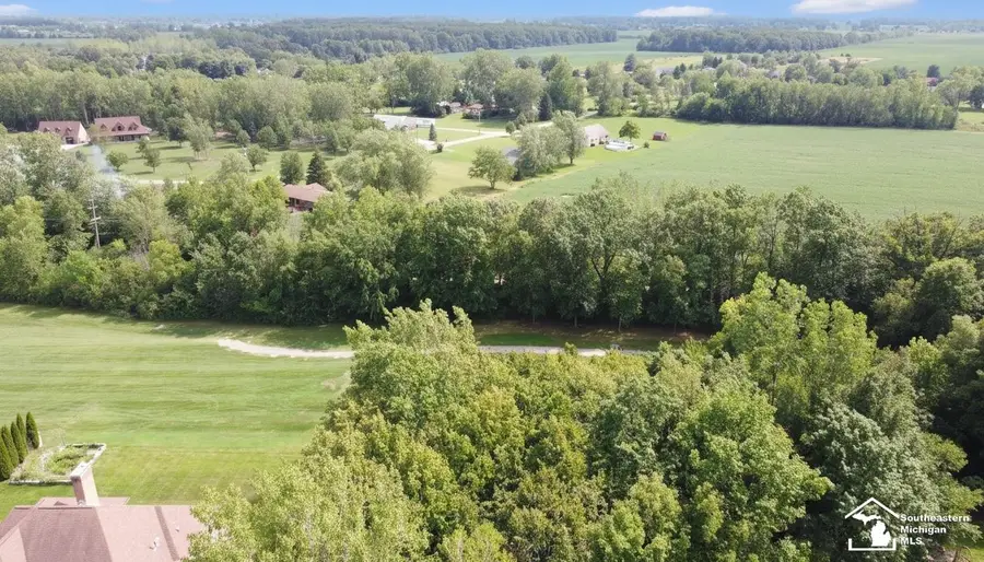 1059 Abbey RD, Monroe, MI 48161 - #3