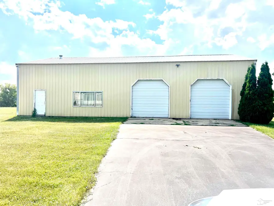 1434 S Vernon RD, Corunna, MI 48817 - #3