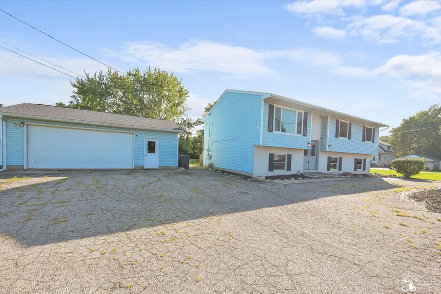 5405 PLUM CREEK DR, Monroe, MI 48161 - #2
