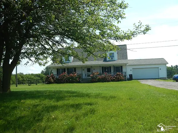 5453 Sand Creek HWY, Adrian, MI 49221