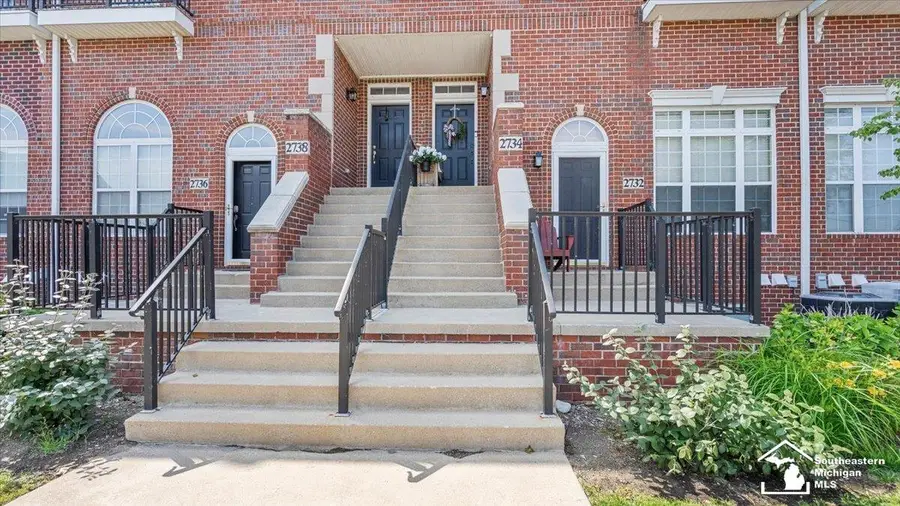 2734 Riverside DR, Trenton, MI 48183 - #2