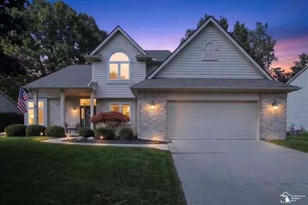 870 Hickory Creek DR, Temperance, MI 48182