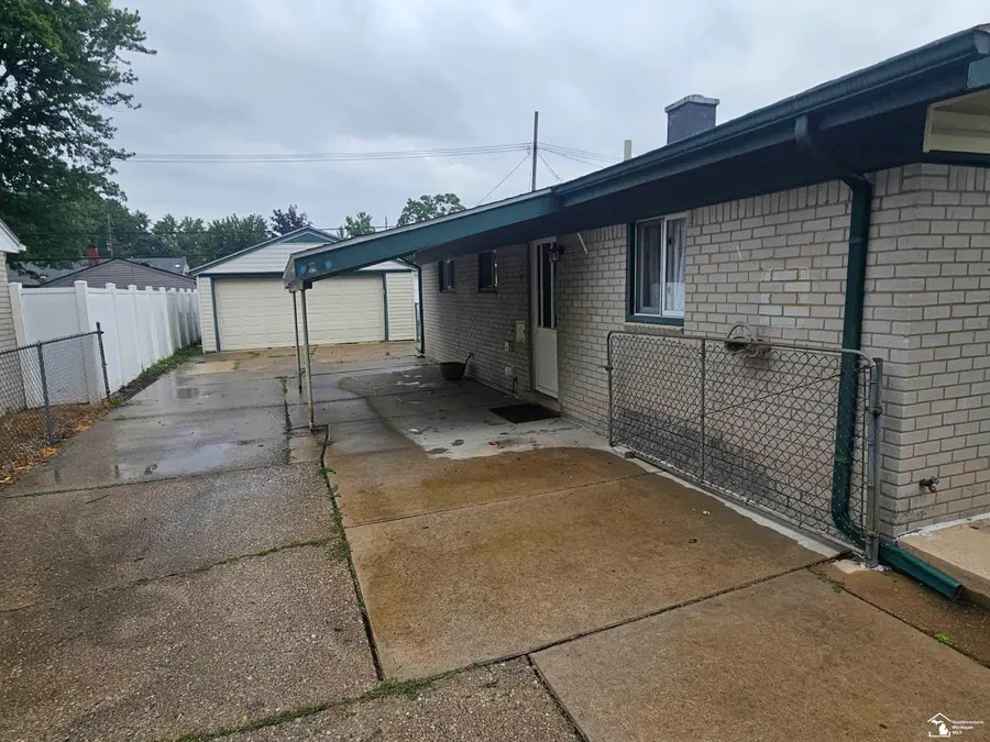 20900 Millard ST, Taylor, MI 48180 - #2