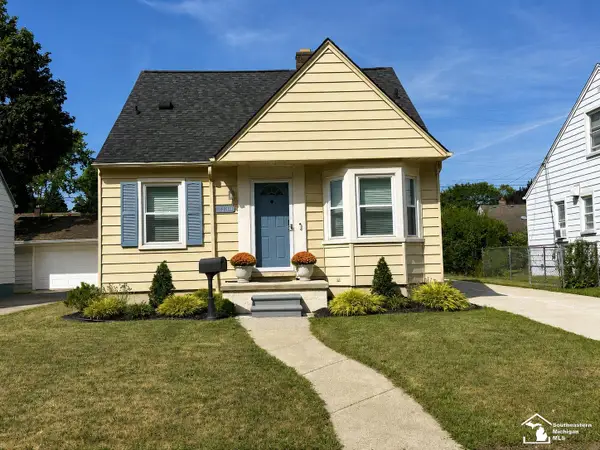 2130 Grindley Park ST, Dearborn, MI 48124