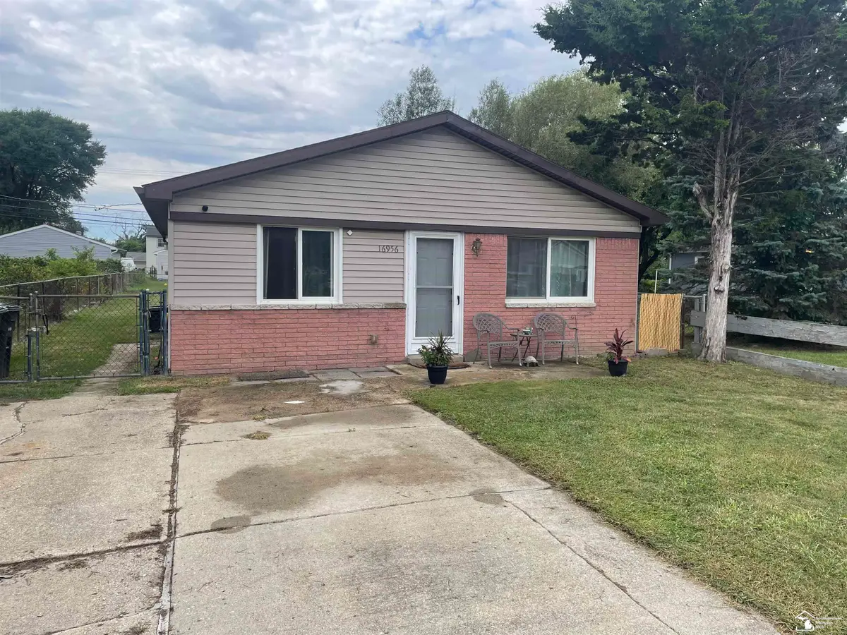 16956 Jackson St ST, Taylor, MI 48180 - #1