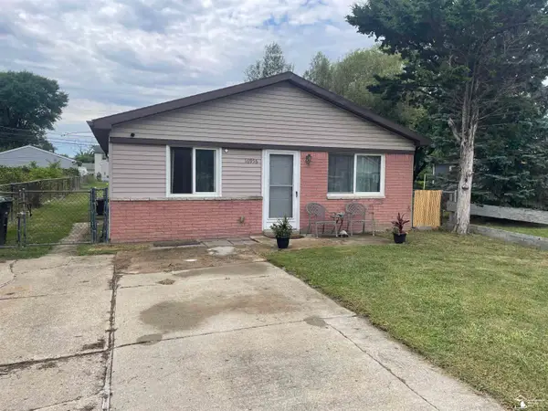 16956 Jackson St ST, Wayne, MI 48180