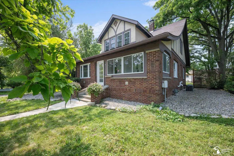 8293 Memorial HWY, Ottawa Lake, MI 48144 - #2