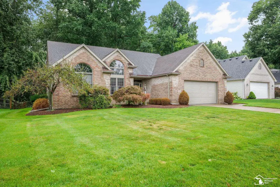 3333 Quail Hollow DR, Lambertville, MI 48144 - #2