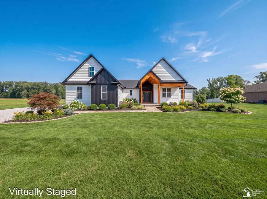 2706 S Custer RD, Monroe, MI 48161 - #2