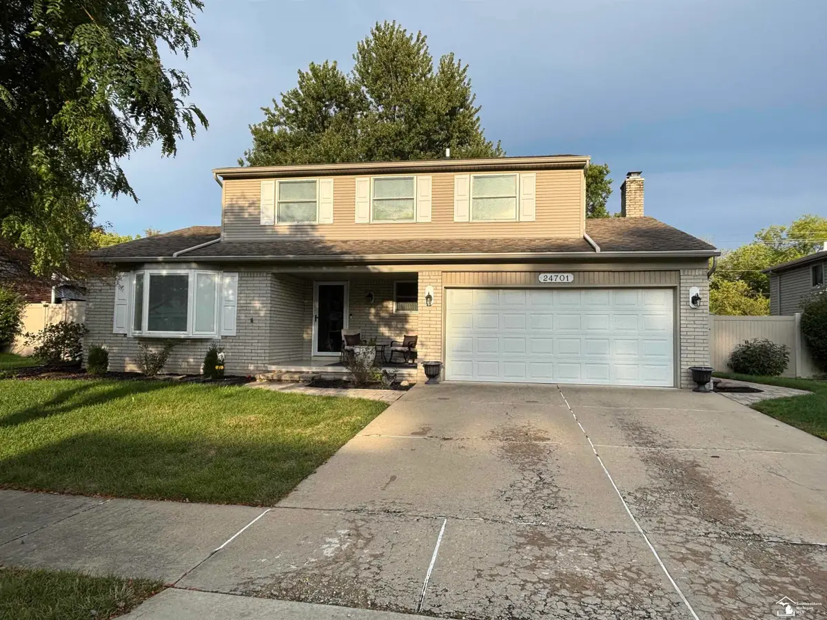 24701 Blanche ST, Brownstown, MI 48134 - #1