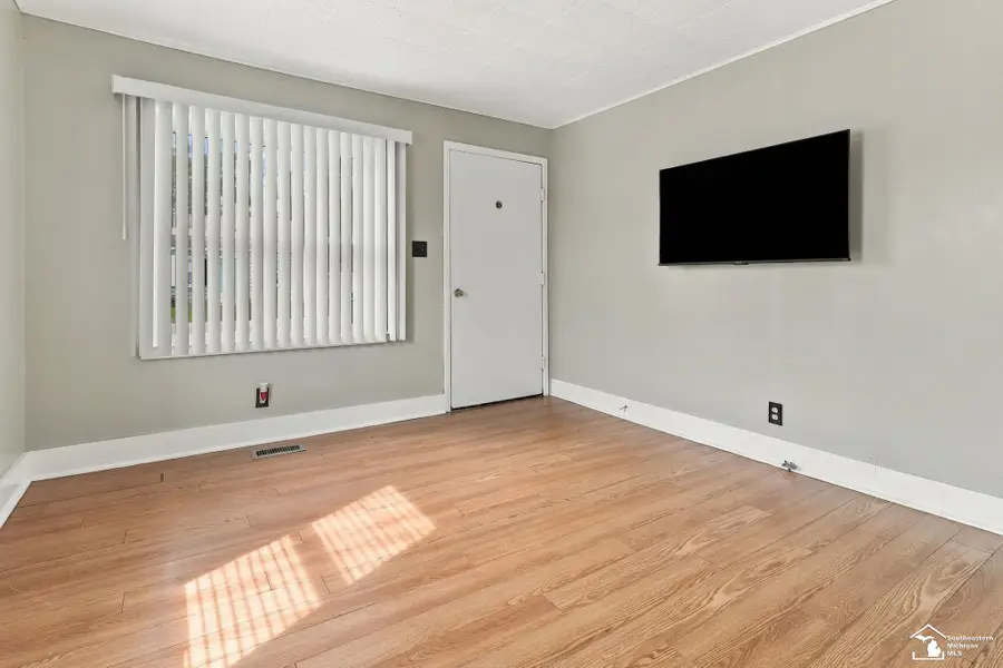 1510 High Ridge ST, Monroe, MI 48162 - #2