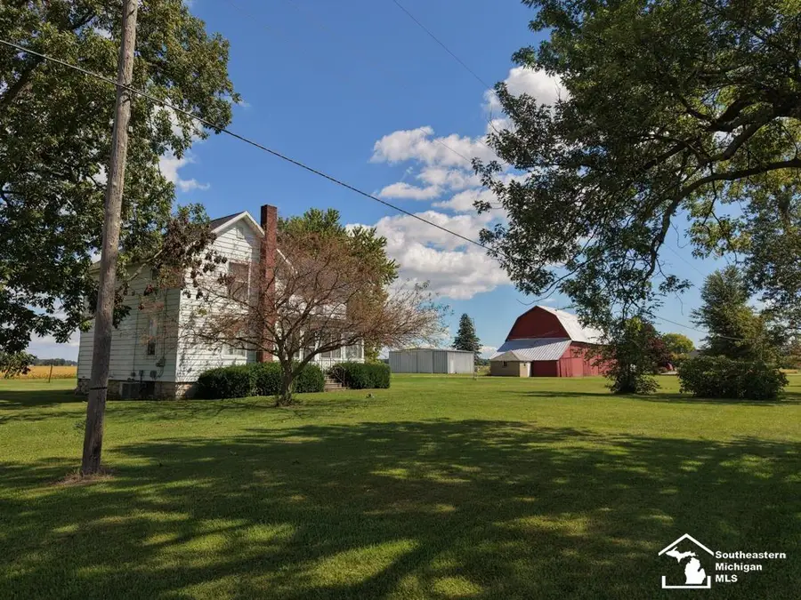 5634 W Dunbar RD, Monroe, MI 48161 - #2