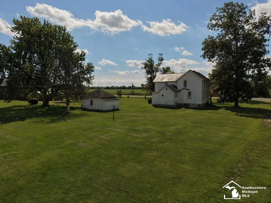 5634 W Dunbar RD, Monroe, MI 48161 - #3