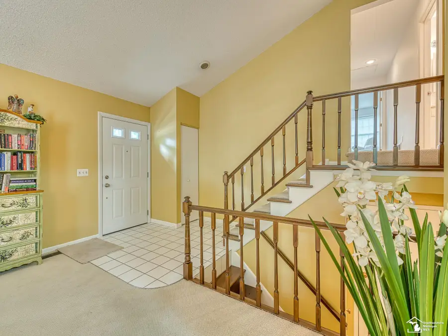 66 Linswood DR, Monroe, MI 48162 - #3