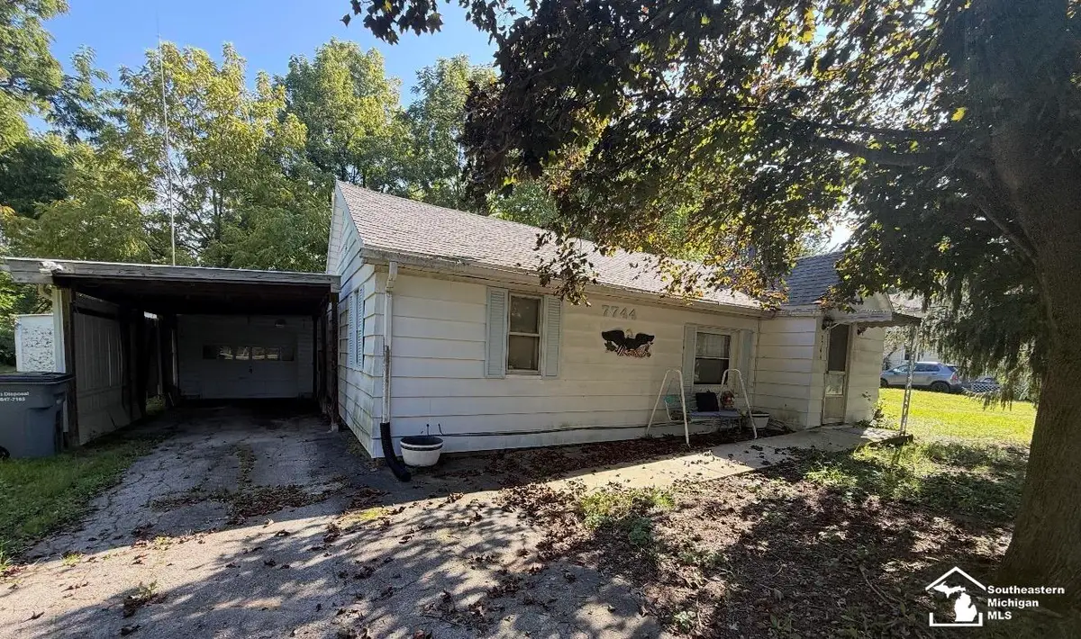 7744 Summerfield RD, Lambertville, MI 48144 - #1