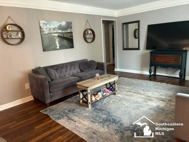 18090 Valade ST, Riverview, MI 48193 - #3