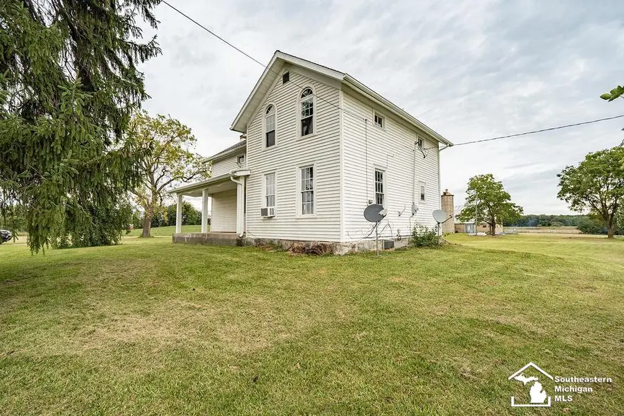 5703 Carson HWY, Adrian, MI 49221 - #2
