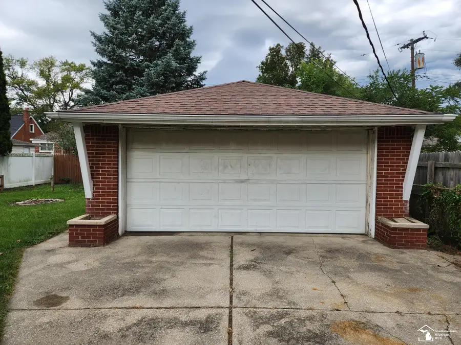 7520 Harding ST, Taylor, MI 48180 - #2