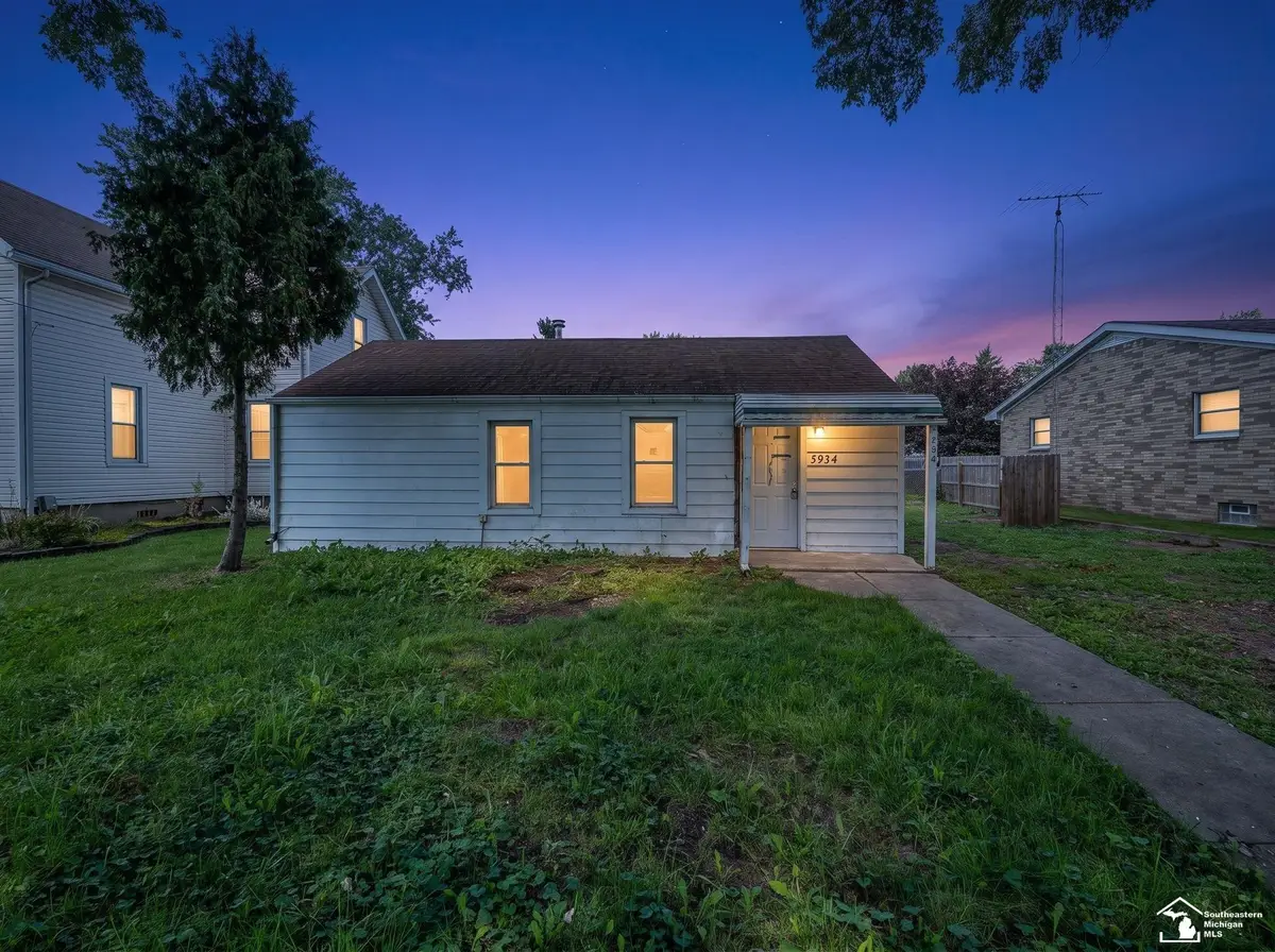 5934 Roseland AVE, Monroe, MI 48161 - #1