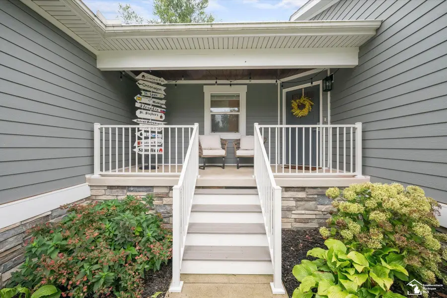 7933 Turney AVE, Monroe, MI 48161 - #3
