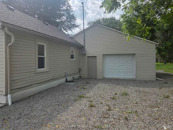 991 Streetman ST, Erie, MI 48133