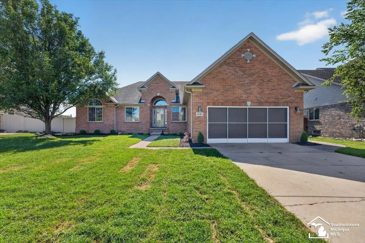 18203 Sunflower DR, Rockwood, MI 48173 - #1