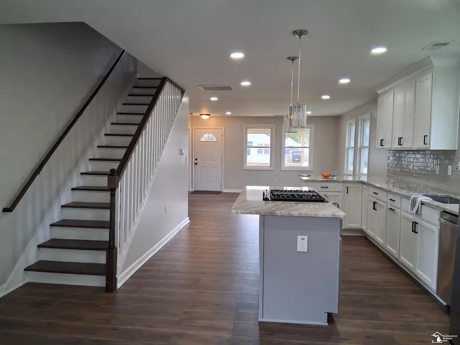 3019 8th ST, Monroe, MI 48162 - #3