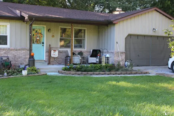 9919 Minx Rd RD, Temperance, MI 48182