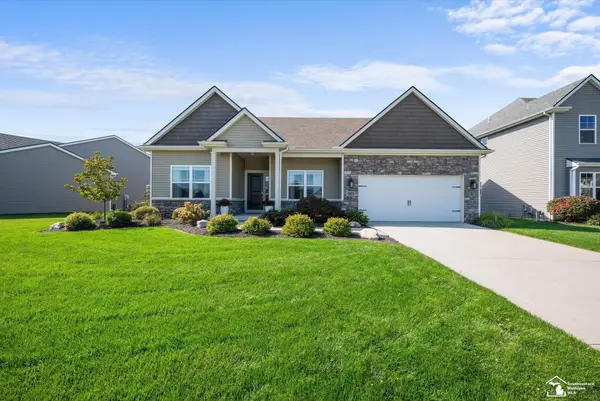 6749 N Summerway CT, Lambertville, MI 48144