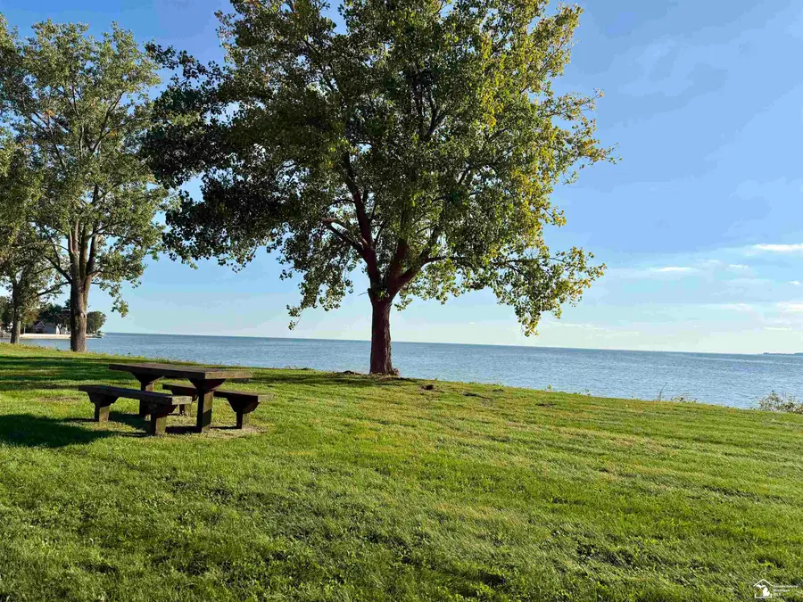 5665 Venice RD, Newport, MI 48166 - #3