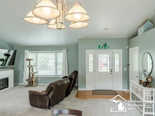 3472 Lakeshore DR, Monroe, MI 48162 - #3