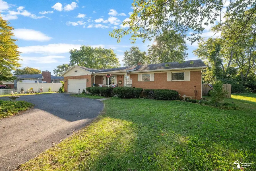 14564 S Dixie HWY, Monroe, MI 48161 - #2