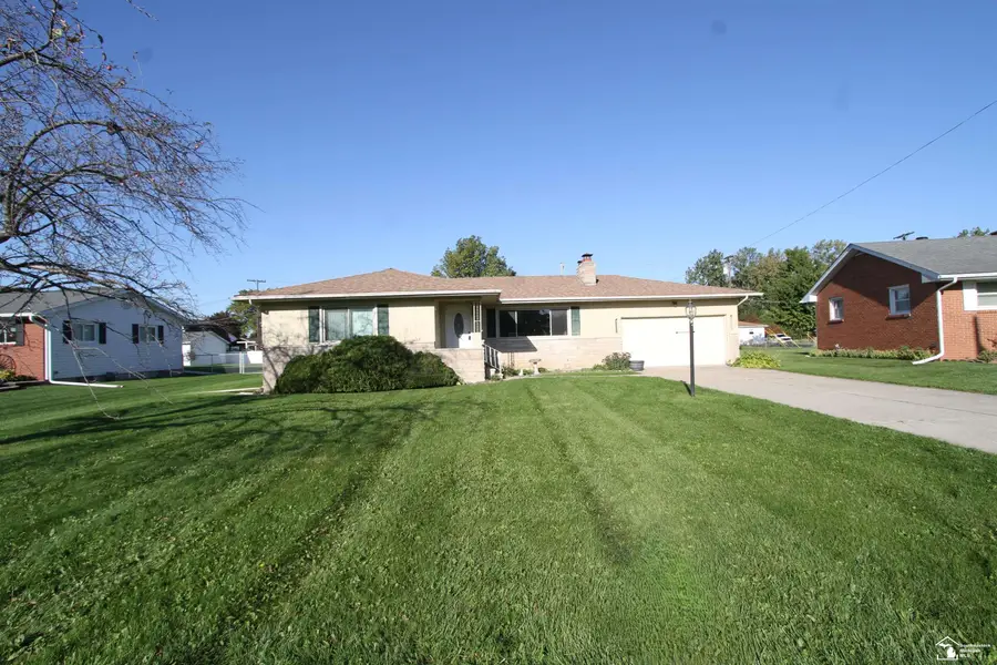 524 Concetta DR, Monroe, MI 48161 - #2