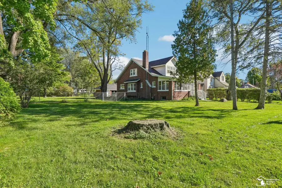 2036 Hollywood DR, Monroe, MI 48162 - #3