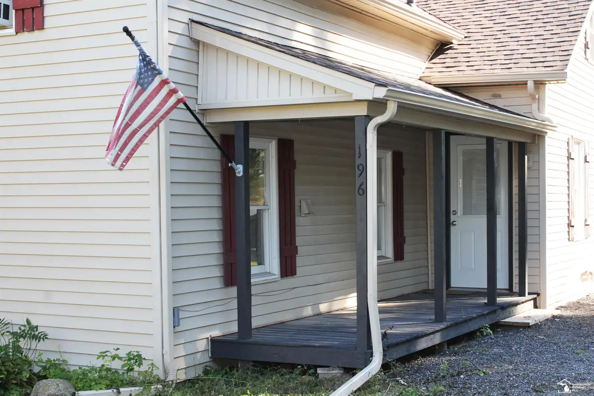 196 E Walnut RD, Petersburg, MI 49270 - #1