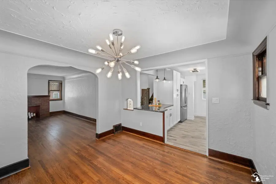 2846 William R ST, Trenton, MI 48183 - #3