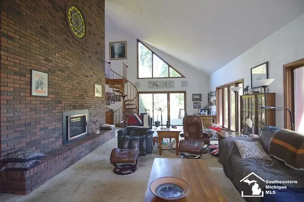 4400 Douglas, Adrian, MI 49221