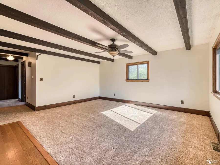 22306 William ST, Rockwood, MI 48173 - #3