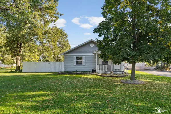 3073 Lakeshore DR, Monroe, MI 48162