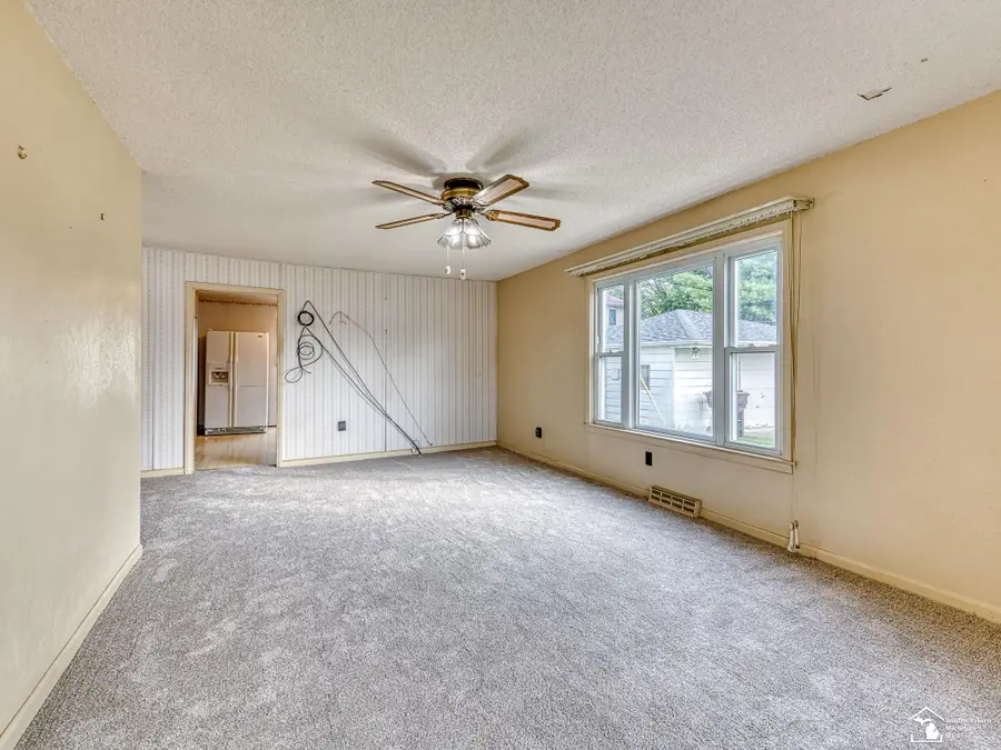 6139 Goddard RD, Newport, MI 48166 - #2