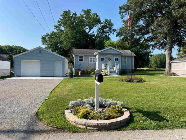 4501 Ann ST, LunaPier, MI 48157